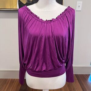 Bebe off shoulder blouse Size Small